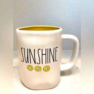NEW Rae Dunn Sunshine Mug with Daisies Yellow Interior